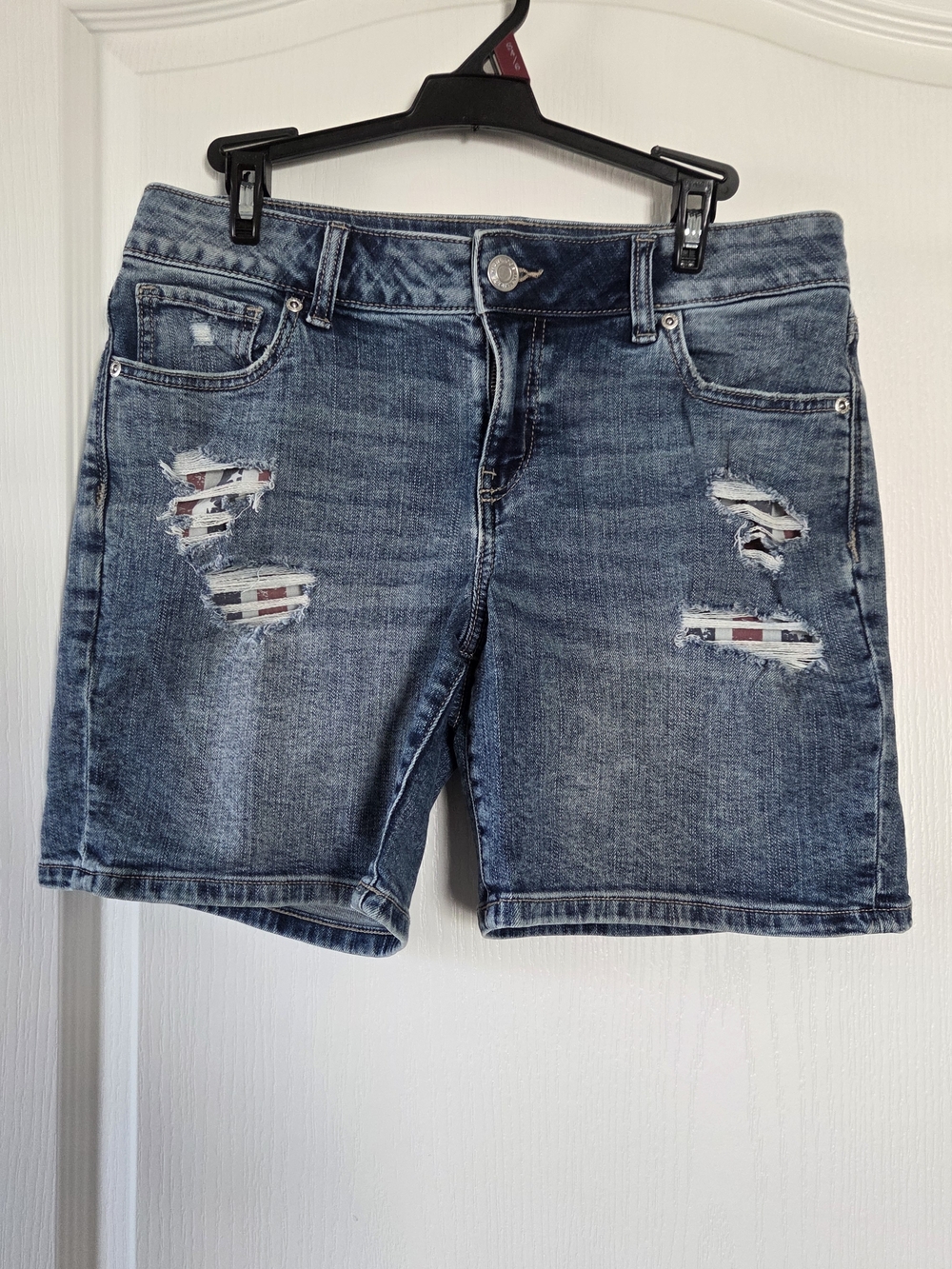Maurices Distressed Blue Denim Jean Shorts with Flag Detail